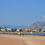 Jardines De By Aguilarent